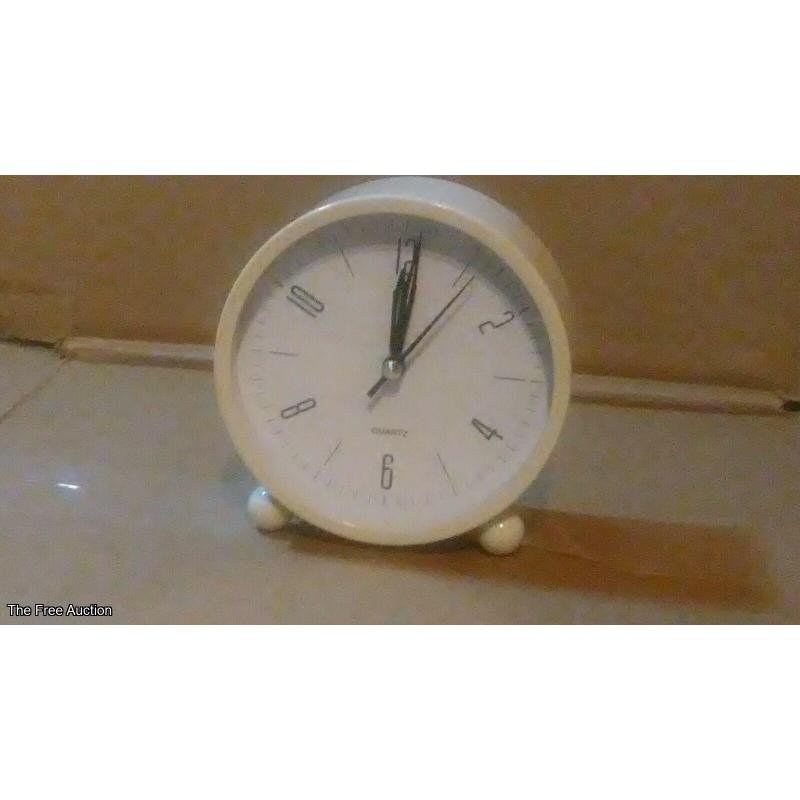 Round Fashion Alarm Clock